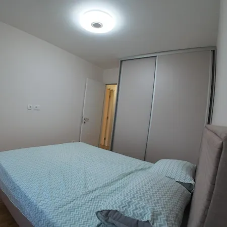 アパート Eagle, Close To Center Podgorica, Free Parking, Available Transport ポドゴリツァ