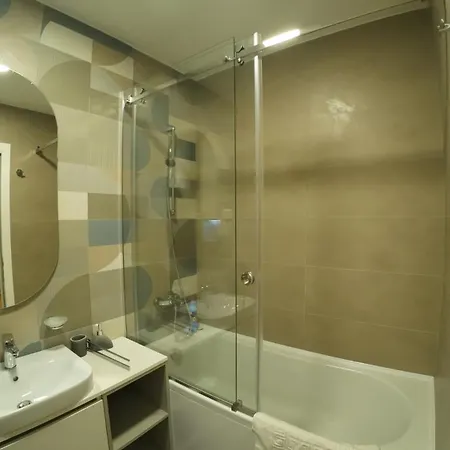 Eagle, Close To Center Podgorica, Free Parking, Available Transport פודגוריצה